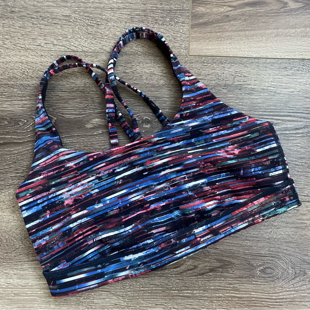 Lululemon Sports Bra 8 Red,white, blue and black
